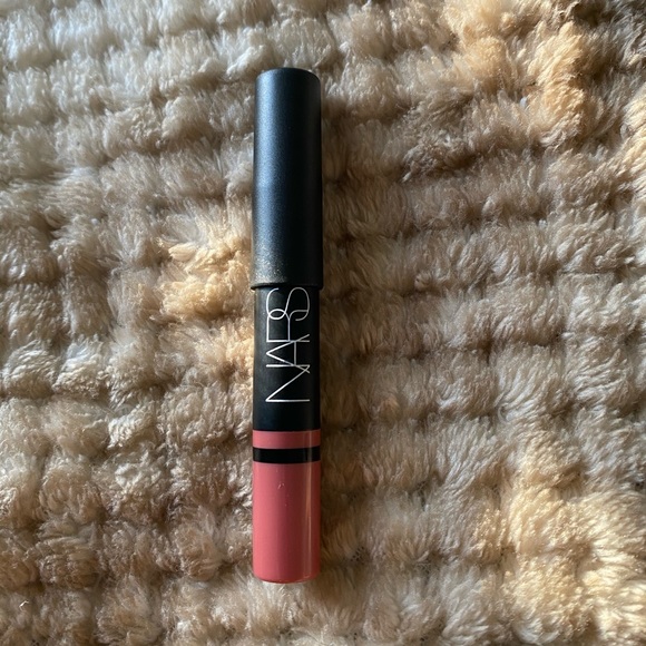 New NARS Satin Lip Pencil - Picture 3 of 6